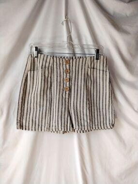 Maurices Cream and Black Striped High-Waist Button-Front Shorts